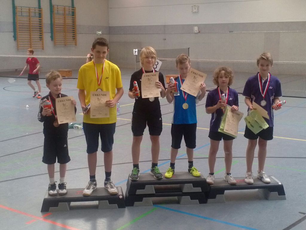 Tius und Robin Qualli für WDM