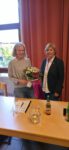 Ulla Scheel ehemals 2. Kassiererin, wird von der 1. Vorsitzenden Karin Weichert verabschiedet
